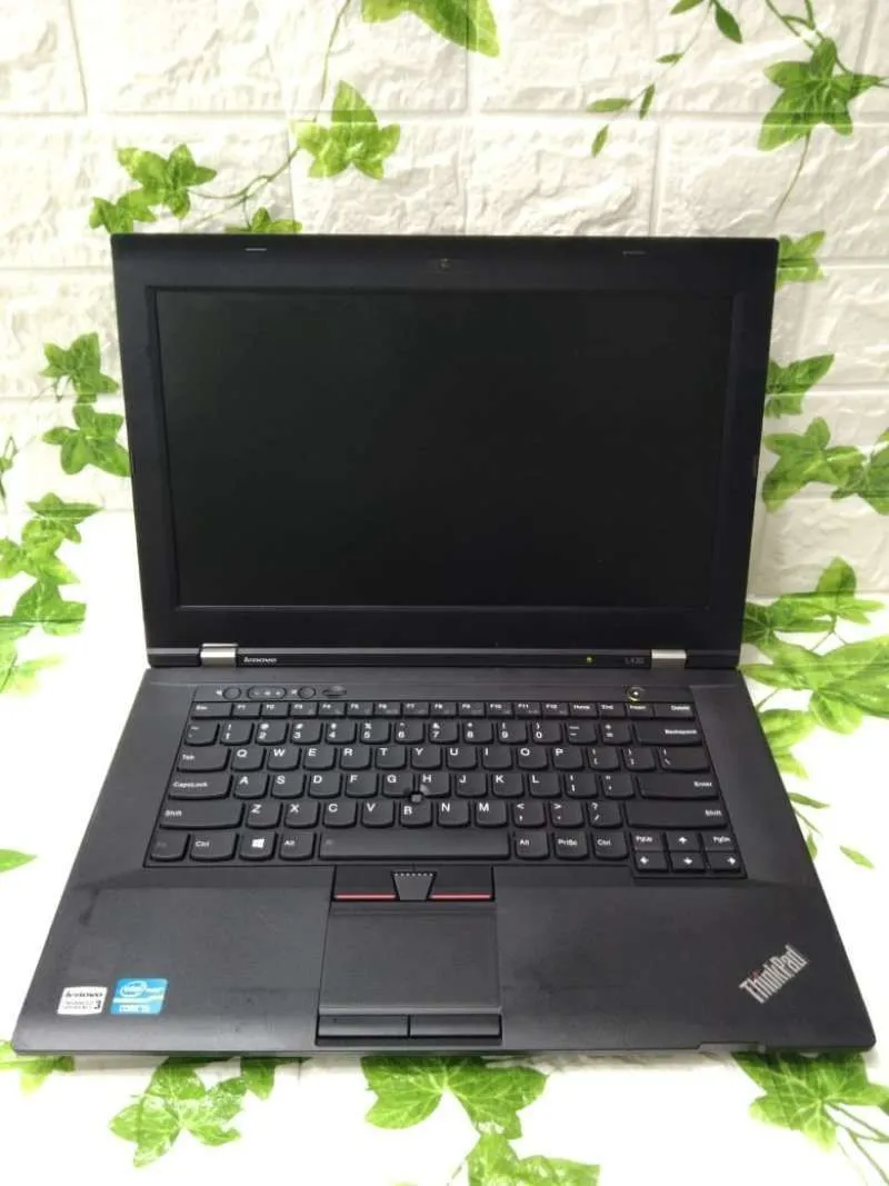 Jangan Buru-Buru Beli Baru: Panduan Praktis Mahasiswa "Menghidupkan" Kembali Laptop Lawas